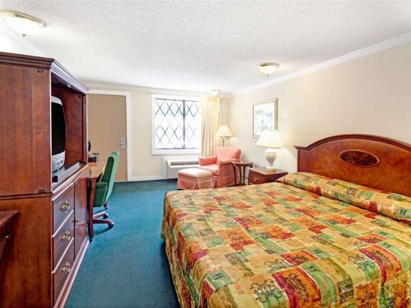 Knights Inn Austell Kültér fotó